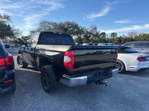 2017 Toyota Tundra SR5