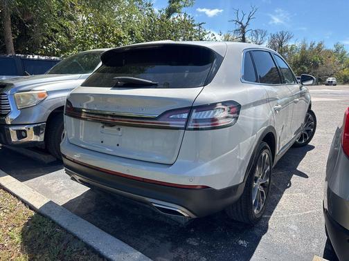 2023 Lincoln Nautilus Reserve