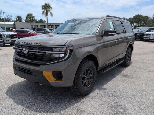 Marsh Gray 2027 Ford Expedition Tremor
