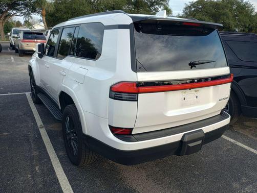 Eminent White Pearl 2025 Lexus GX 550 Premium