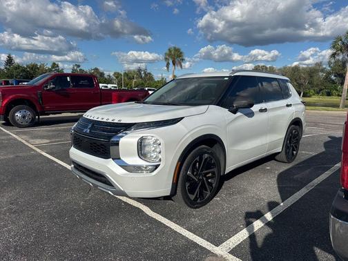 2022 Mitsubishi Outlander SEL