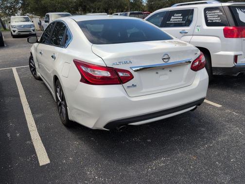 2017 Nissan Altima 2.5 SV