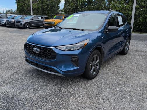 2023 Ford Escape ST-Line