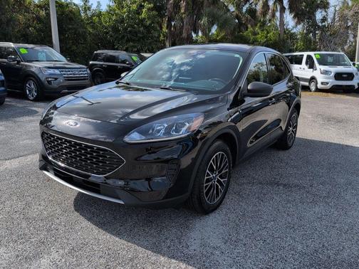 2022 Ford Escape SE