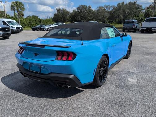 2025 Ford Mustang EcoBoost Premium