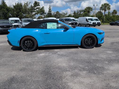 2025 Ford Mustang EcoBoost Premium