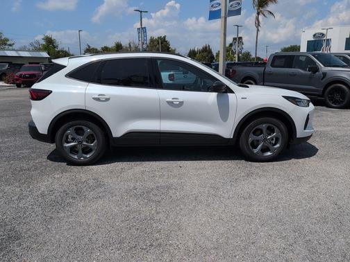Star White Metallic Tri-Coat 2026 Ford Escape ST-Line