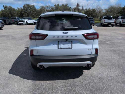 2026 Ford Escape PHEV SE