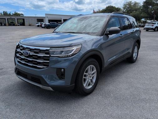 Vapor Blue Metallic 2026 Ford Explorer Active