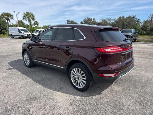 2019 Lincoln MKC Standard