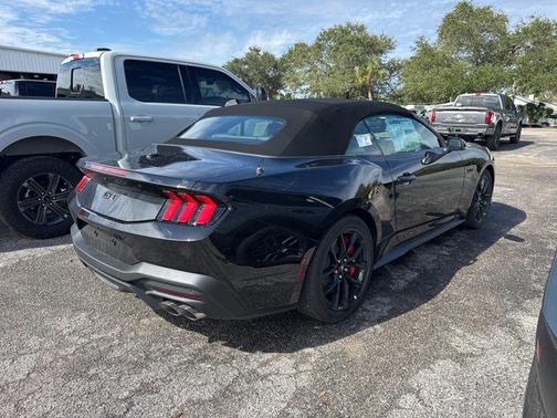 2025 Ford Mustang GT Premium