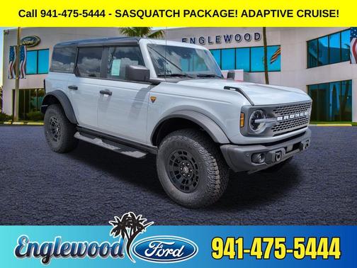 AVALANCHE GRAY 2026 Ford Bronco Badlands