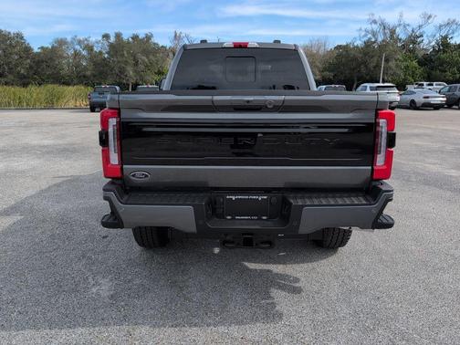 2026 Ford F-350 Platinum