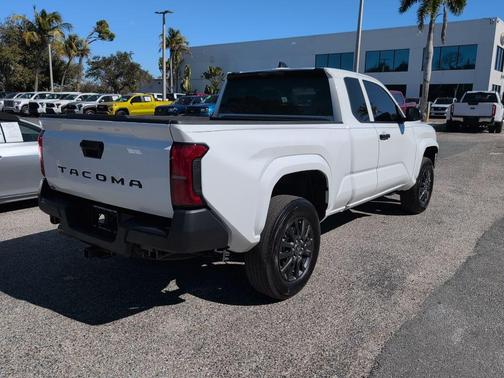 2025 Toyota Tacoma SR