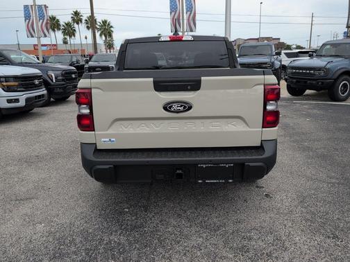 2025 Ford Maverick XLT