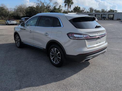 2021 Lincoln Nautilus Standard