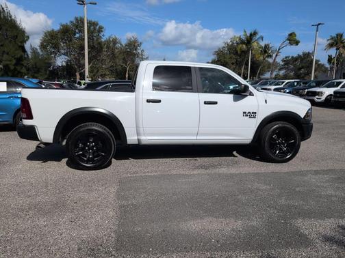 2024 RAM 1500 ST