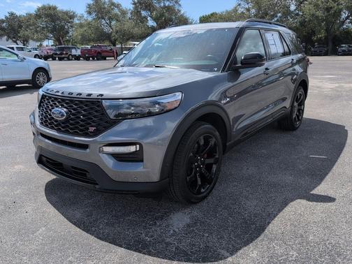 2022 Ford Explorer ST