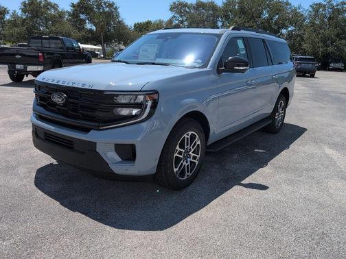 2025 Ford Expedition Max Active 4x4