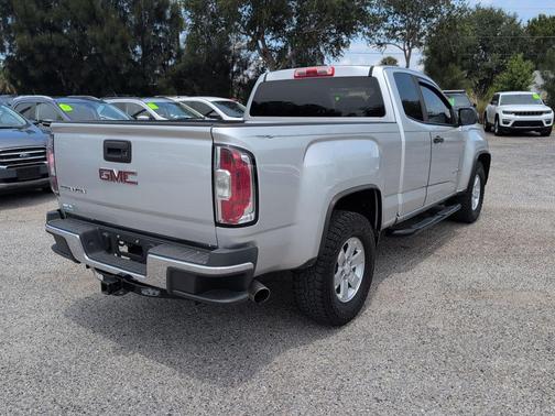 Quicksilver Metallic 2020 GMC Canyon Base