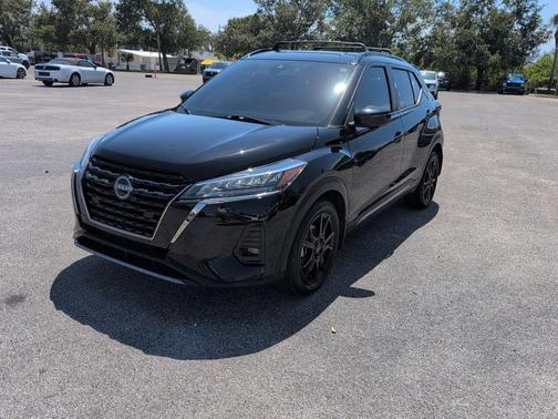 2024 Nissan Kicks SR