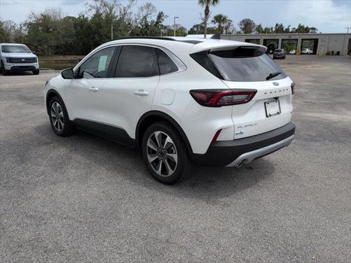 2025 Ford Escape Platinum