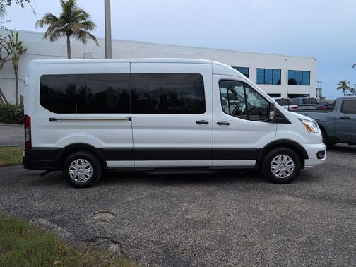 2022 Ford Transit-350 XLT