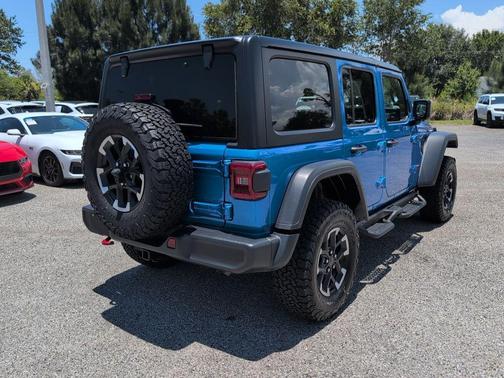 Hydro Blue Pearlcoat 2024 Jeep Wrangler Rubicon