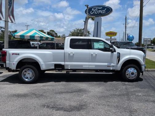 2025 Ford F-450 Lariat