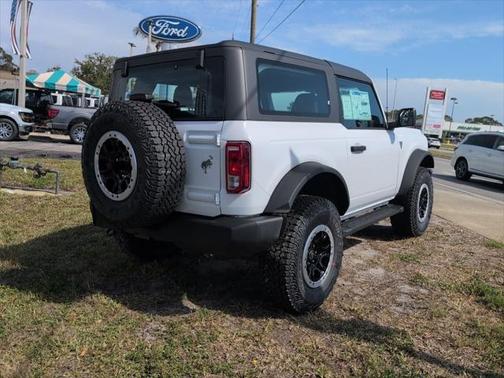 2025 Ford Bronco Base