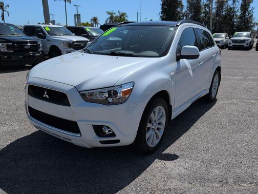 2011 Mitsubishi Outlander Sport SE
