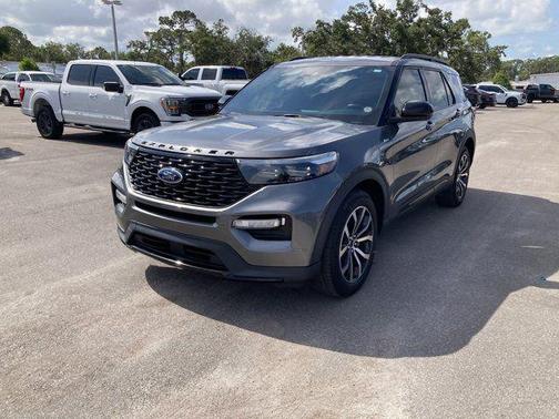2022 Ford Explorer ST-Line