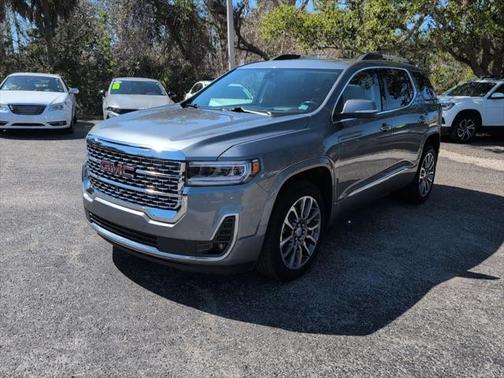 2022 GMC Acadia Denali