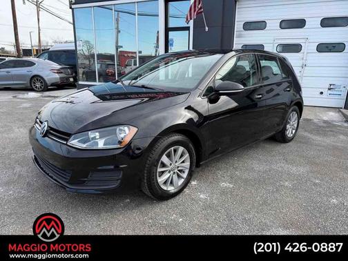 2016 Volkswagen Golf TSI S 4-Door