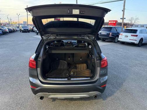 Mineral Grey Metallic 2019 BMW X1 xDrive28i