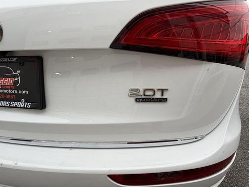 2015 Audi Q5 2.0T Premium Plus