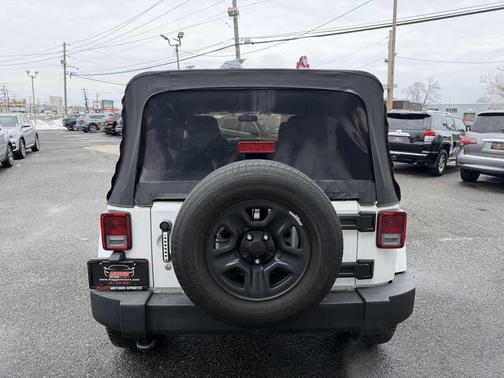 2016 Jeep Wrangler Unlimited Sport