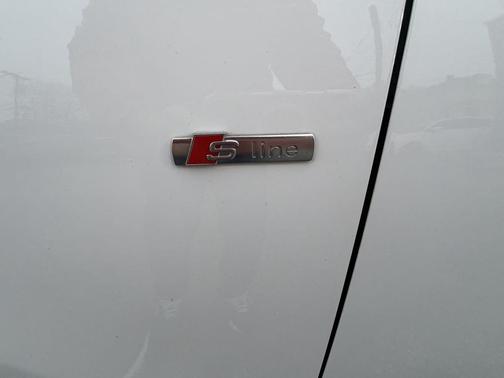 2017 Audi Q5 2.0T Premium Plus