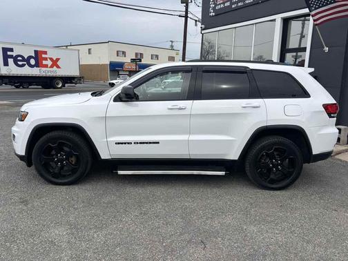 2019 Jeep Grand Cherokee Upland