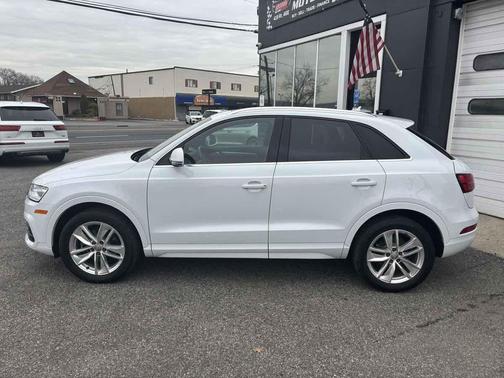 2016 Audi Q3 2.0T Premium Plus