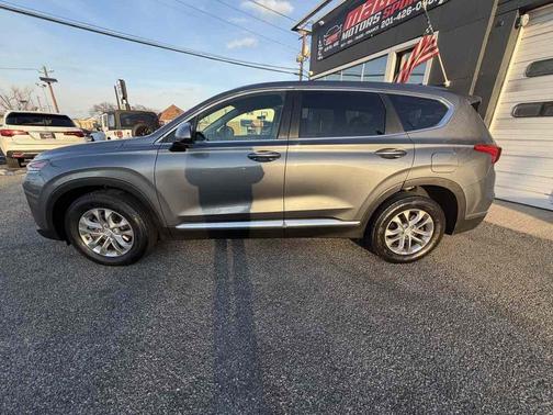 2019 Hyundai SANTA FE SE 2.4