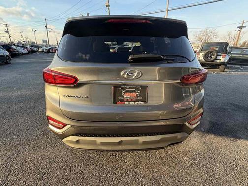 2019 Hyundai SANTA FE SE 2.4