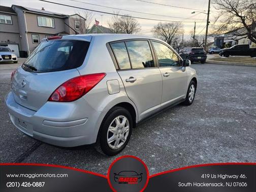 2012 Nissan Versa 1.8 S