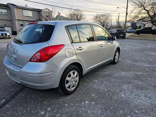 2012 Nissan Versa 1.8 S