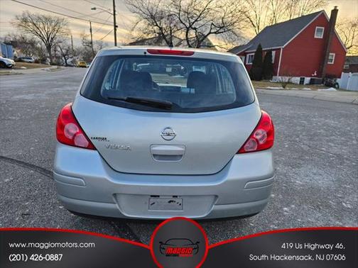 2012 Nissan Versa 1.8 S