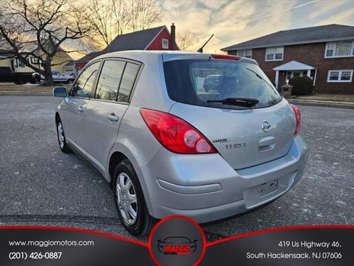 2012 Nissan Versa 1.8 S