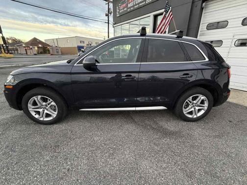 2019 Audi Q5 45 Premium