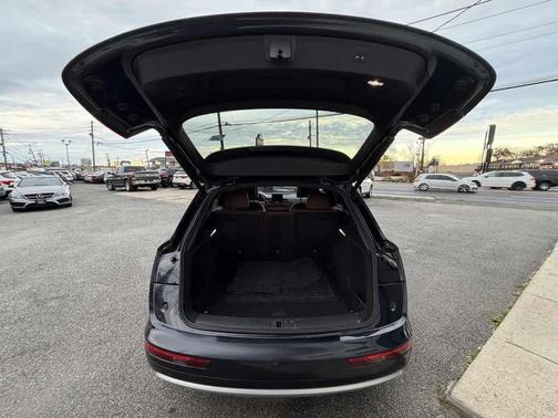2019 Audi Q5 45 Premium