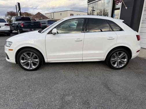 2017 Audi Q3 2.0T Premium Plus