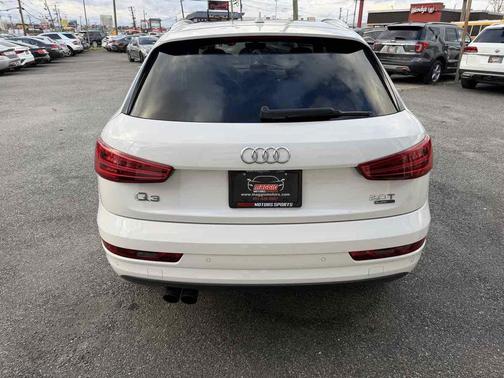 2017 Audi Q3 2.0T Premium Plus